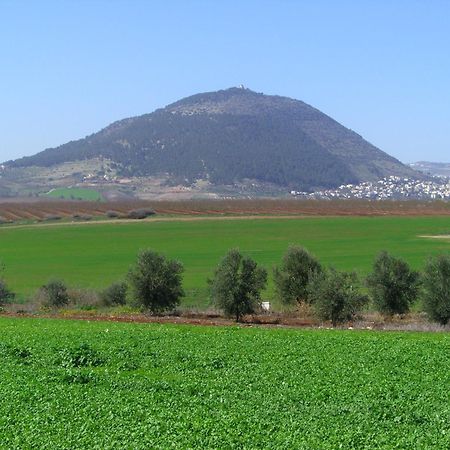 Noach Batavor Villa Kefar Kish Bagian luar foto